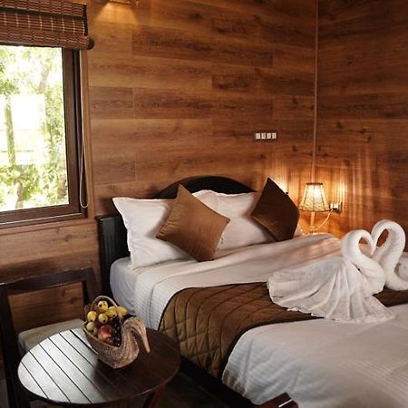 Mango Meadows Hotel Котаям Екстериор снимка