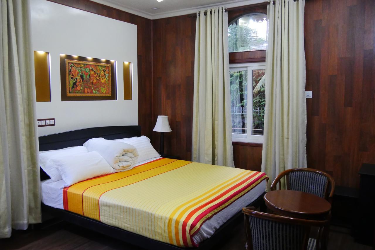 Mango Meadows Hotel Котаям Екстериор снимка